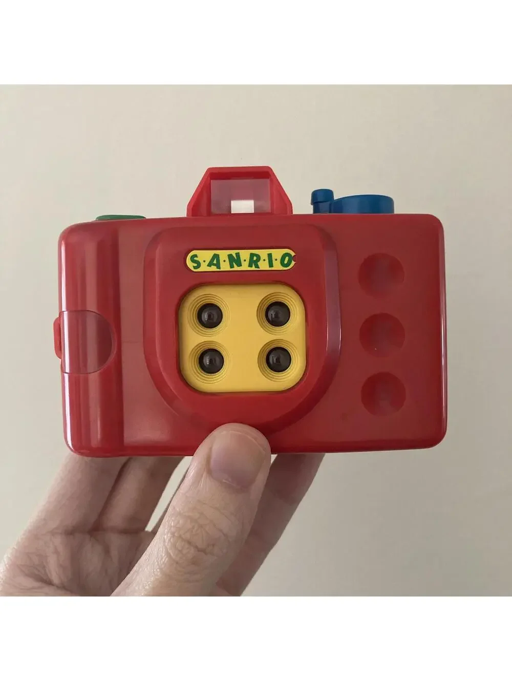 Working Japanese Sanrio Hello Kitty 4 Shot Lomo 35mm Toy Camera Novelty Gift